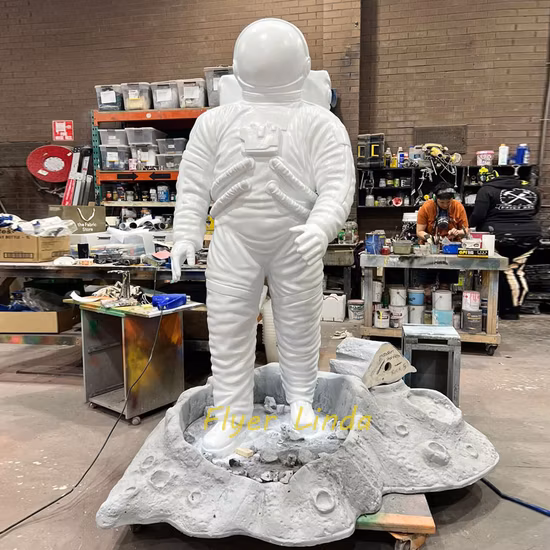 Décoration de la maison en fibre de verre, Sculpture d'astronaute, Statue artisanale en résine pour cadeau
