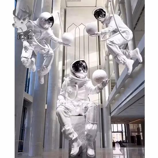 Sculpture d'astronaute en résine, Design artistique moderne, décoration intérieure, Statue d'astronaute en fibre de verre grandeur nature